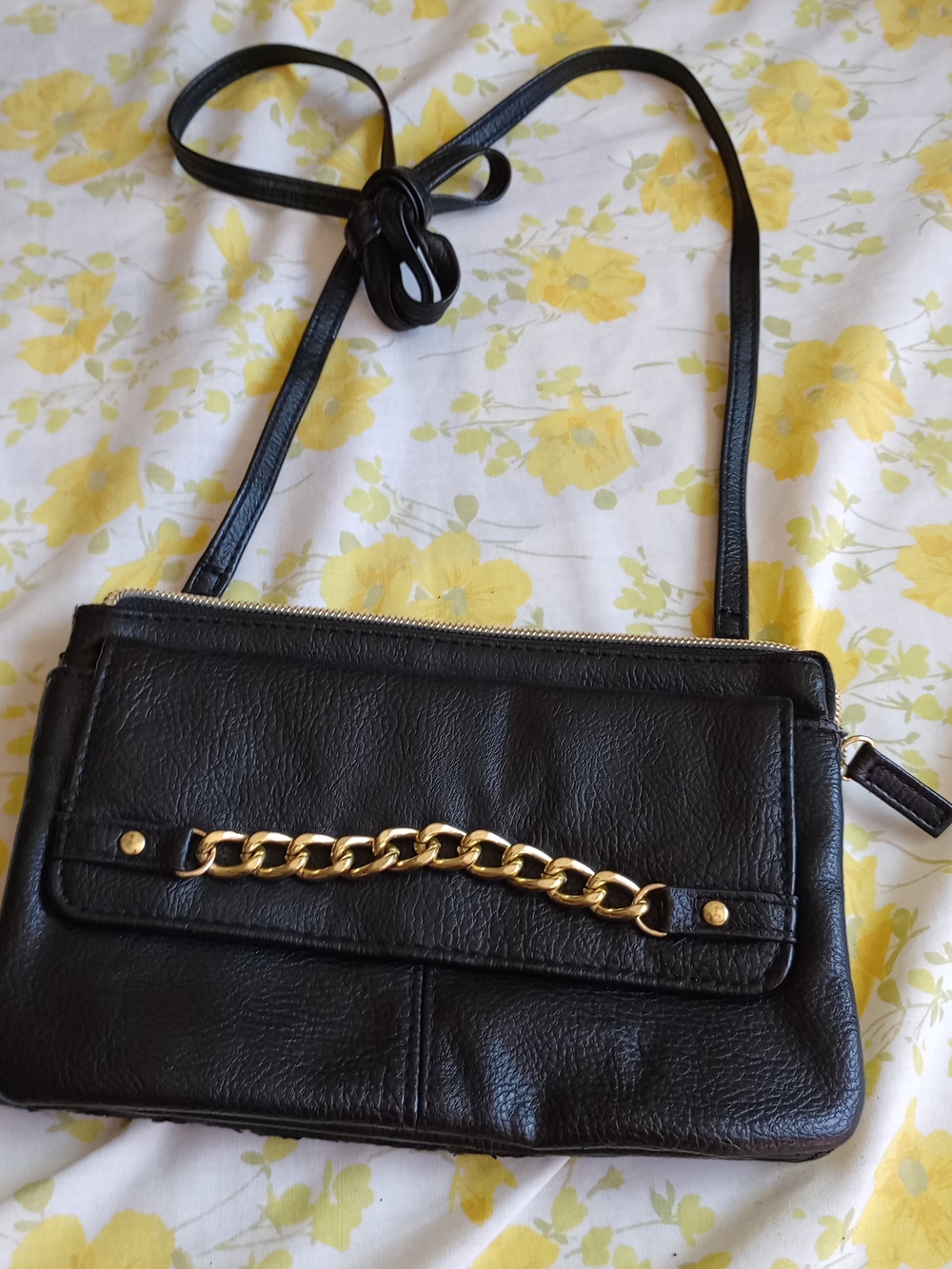 Apt. 9 black faux leather crossbody purse